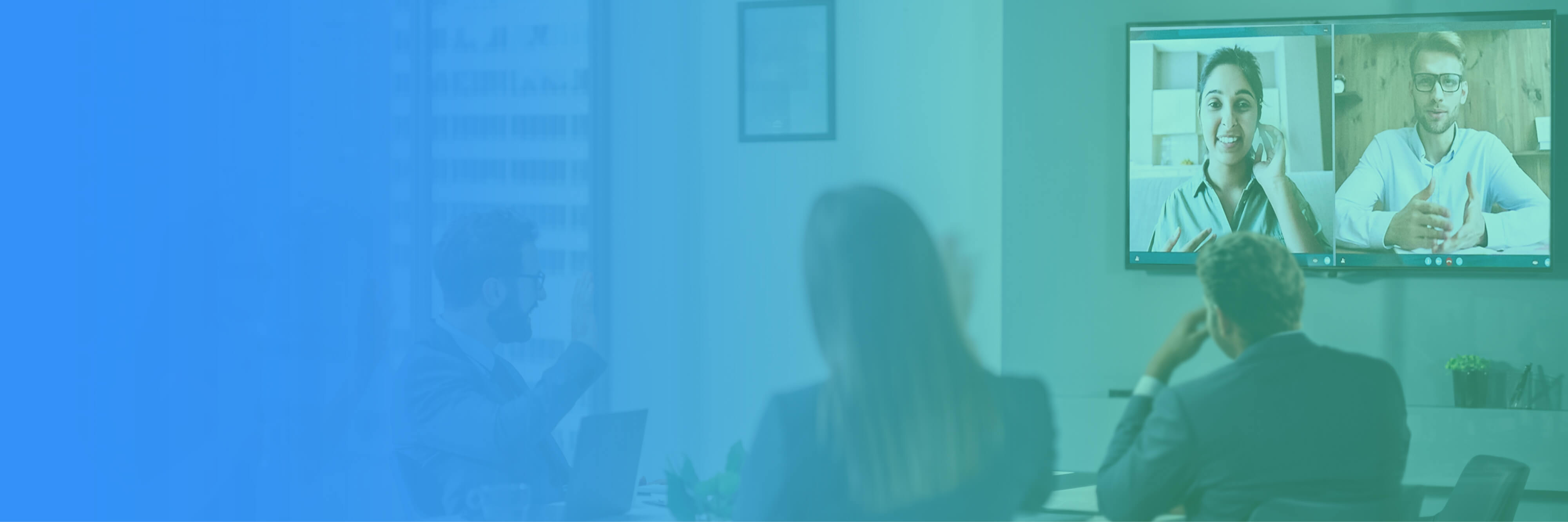 Immersive Meetings,
Simplified and Seamless